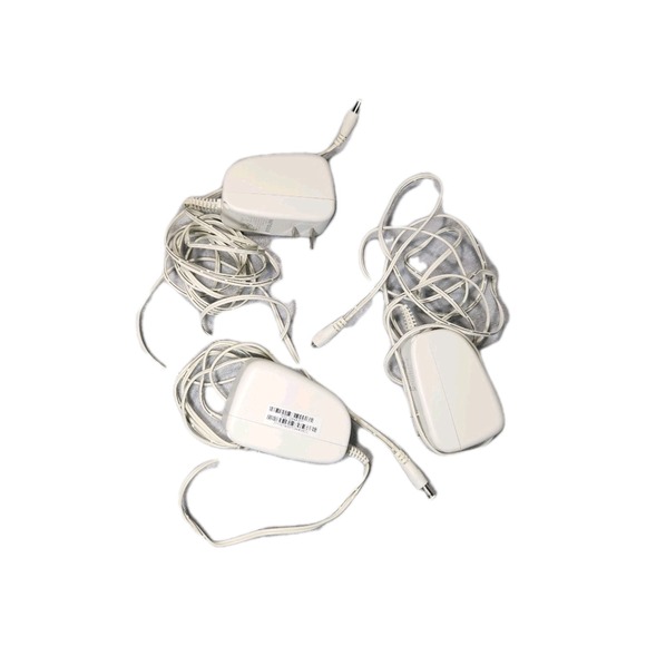 NETGEAR Orbi RBR40 Wireless Router: Includes 1‎ Router and 2 Satellites - Picture 9 of 11